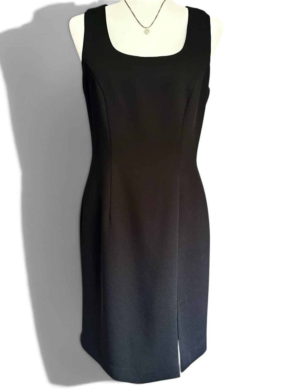 Algo 🇨🇦 Vintage LBD | Size 10 | Classic Style | Front Slit | Black Lined